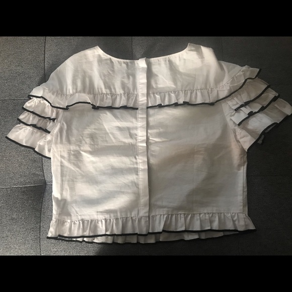 White Short Sleeves Ruffle Top - Picture 3 of 3